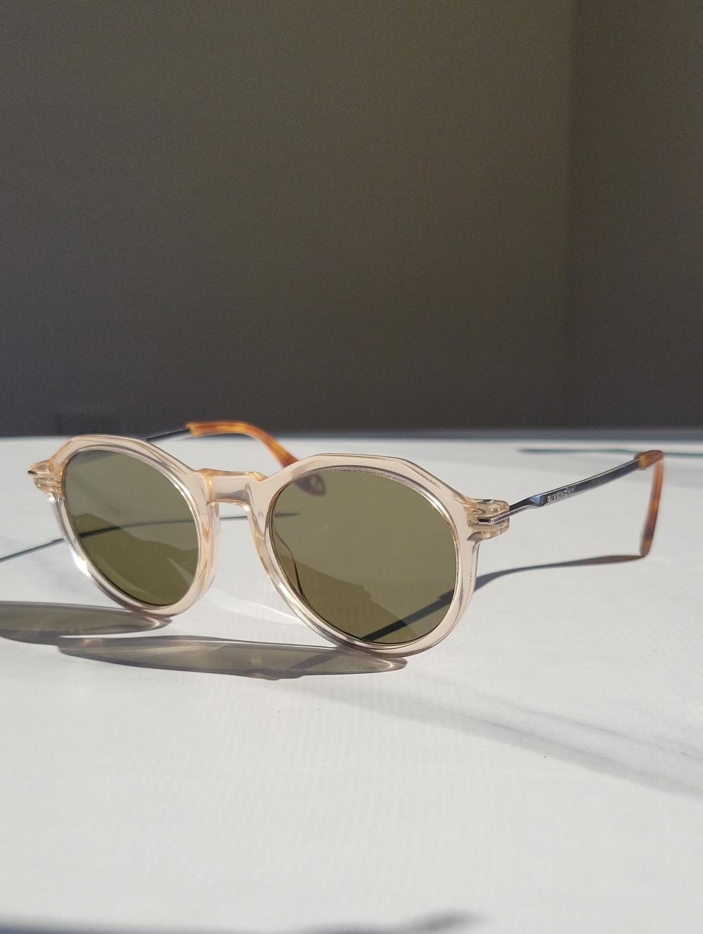 Vintage Givenchy NG3TQ Sunglasses
